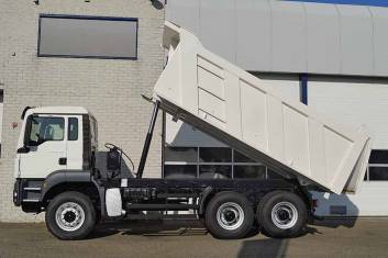 MAN TGS 40.400 BB-WW 6X4 TIPPER TRUCK