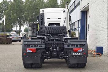 MAN TGS 40.480 BBS-WW AT 6X6 TRACTOR HEAD