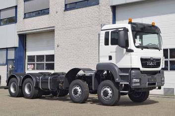 MAN TGS 41.400 BB-WW 8X8 CHASSIS CABIN