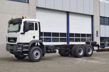 MAN TGS 33.400 BB-WW 6X4 CHASSIS CABIN