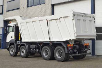 MAN TGS 41.400 BB-WW 8X4 TIPPER TRUCK