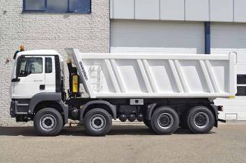 MAN TGS 41.400 BB-WW 8X4 TIPPER TRUCK