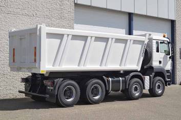 MAN TGS 41.400 BB-WW 8X4 TIPPER TRUCK