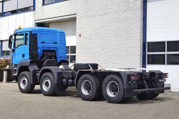 MAN TGS 41.400 BB-WW 8X4 CHASSIS CABIN