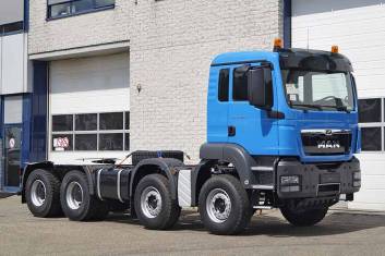 MAN TGS 41.400 BB-WW 8X4 CHASSIS CABIN