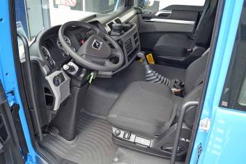 MAN TGS 41.400 BB-WW 8X4 CHASSIS CABIN