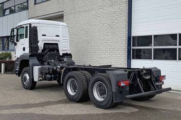 MAN TGS 33.360 BB-WW 6X6 CHASSIS CABIN RHD