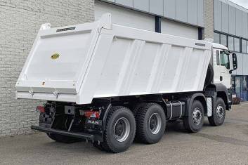 MAN TGS 41.400 BB-WW 8X4 TIPPER TRUCK