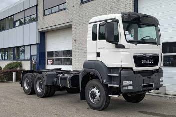 MAN TGS 33.400 BB-WW 6X6 CHASSIS CABIN
