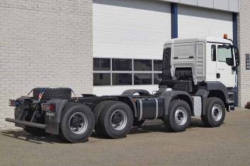 MAN TGS 41.400 BB-WW 8X4 CHASSIS CABIN