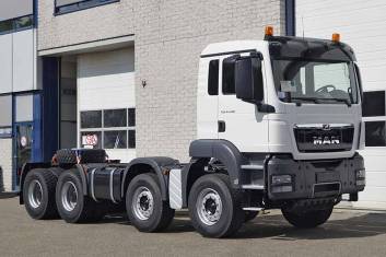MAN TGS 41.400 BB-WW 8X4 CHASSIS CABIN