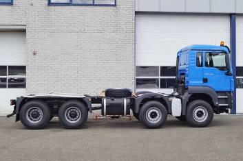 MAN TGS 41.400 BB-WW 8X4 CHASSIS CABIN