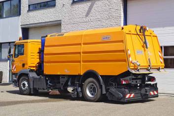 MAN TGM 18.330 BB 4X2 AIRPORT SWEEPER TRUCK