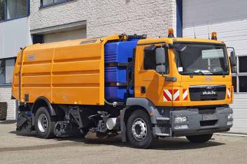 MAN TGM 18.330 BB 4X2 AIRPORT SWEEPER TRUCK