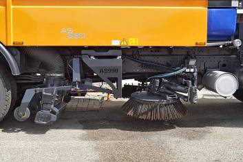 MAN TGM 18.330 BB 4X2 AIRPORT SWEEPER TRUCK