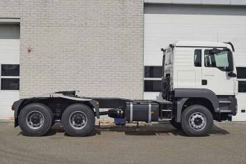 MAN TGS 33.400 BBS-WW 6X4 TRACTOR HEAD