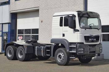 MAN TGS 33.400 BBS-WW 6X4 TRACTOR HEAD