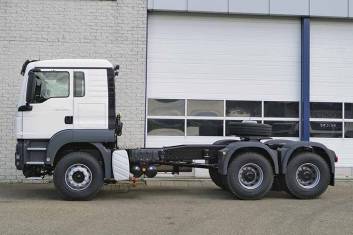 MAN TGS 33.400 BBS-WW 6X4 TRACTOR HEAD