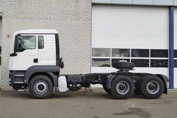 MAN TGS 33.400 BBS-WW 6X4 INTARDER TRACTOR HEAD