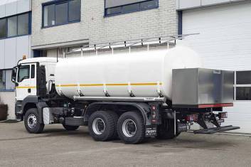 MAN TGS 33.360 BB-WW 6X4 FUEL TANK TRUCK