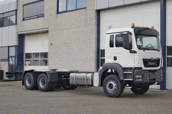 MAN TGS 33.400 BB-WW 6x4 CHASSIS CABIN