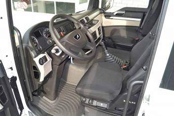 MAN TGS 33.400 BB-WW 6x4 CHASSIS CABIN