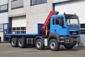MAN TGS 41.400 BB-WW 8X4 FLATBED WITH CRANE
