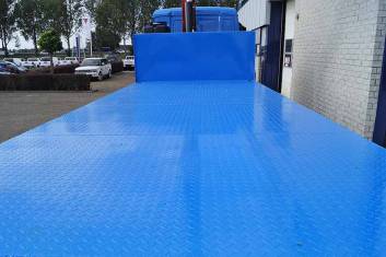 MAN TGS 41.400 BB-WW 8X4 FLATBED WITH CRANE