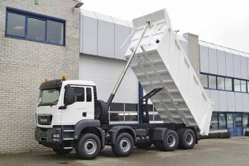 MAN TGS 41.400 BB-WW 8X4 TIPPER TRUCK