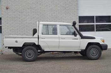 TOYOTA LAND CRUISER HZJ79L DOUBLE CAB PICK-UP