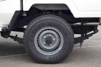TOYOTA LAND CRUISER HZJ79L DOUBLE CAB PICK-UP