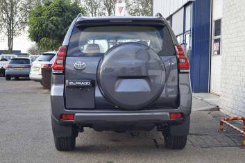TOYOTA Prado 3.0L Diesel TX 4X4 SUV